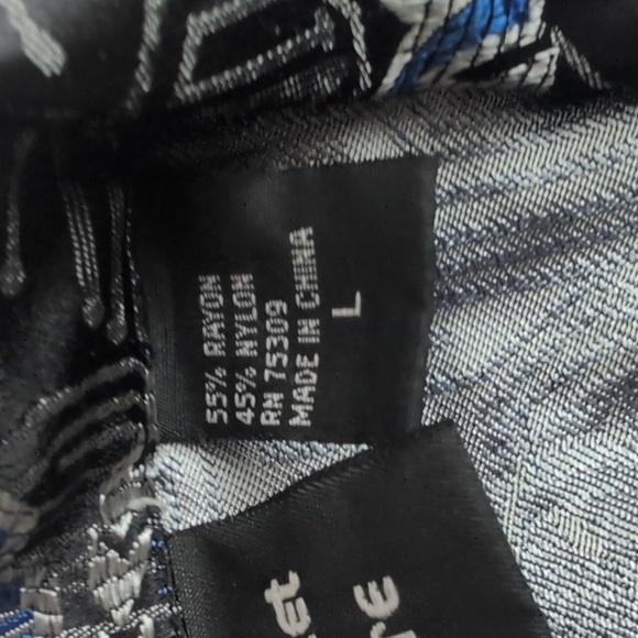 Vintage Street Culture Y2K Dragon Metailic Tribal Button Down size Large - Picture 4 of 6